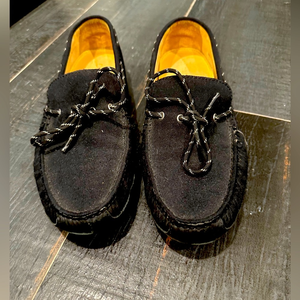 Cole Haan tie up men’s moccasin loafer in navy blue size 9.5 worn 2 times